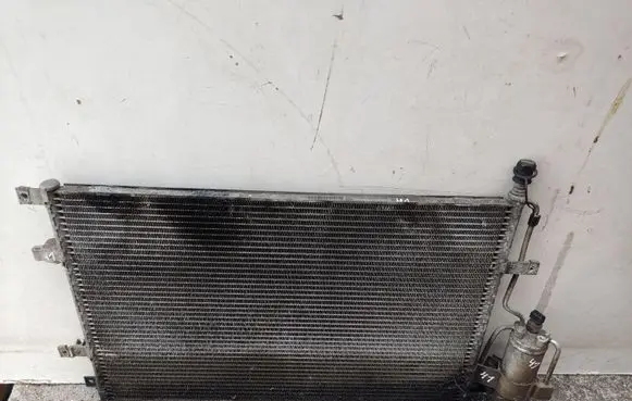 A/C cooling radiator (condenser)