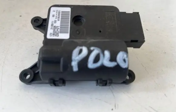 Volkswagen Cross Polo Heater blower motor/fan resistor 6Q0907511C 6R0907511