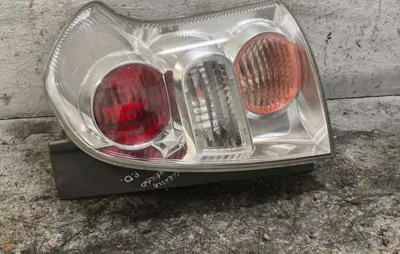 Toyota Corolla Verso E121 Headlight/headlamp
