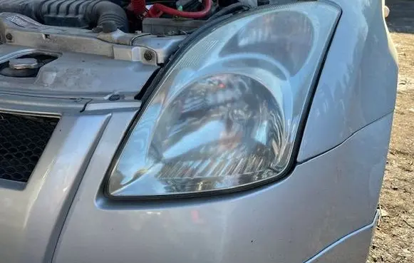 Suzuki Swift I Headlight/headlamp 