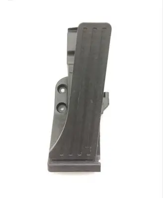 Accelerator throttle pedal
