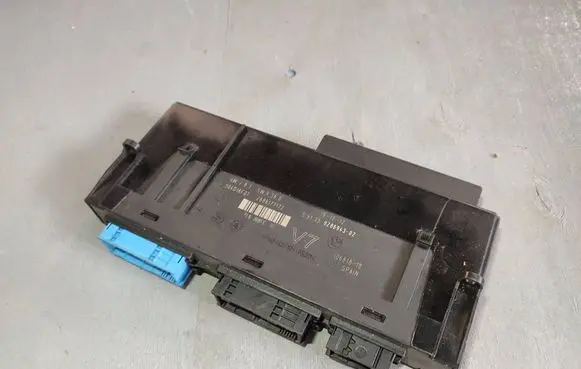 BMW 5 F10 F11 Comfort/convenience module 9286943 61359286943 61359312766