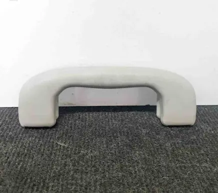 Chevrolet Malibu Front interior roof grab handle