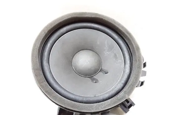 Volvo V70 Front door speaker 30657445