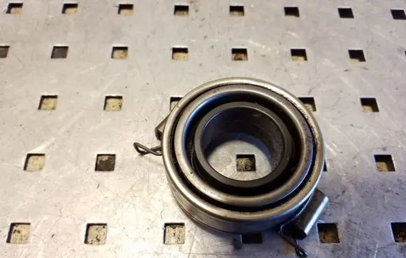 Toyota Corolla E120 E130 clutch release bearing RCT3306SA