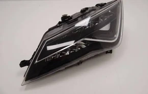 Seat Leon (5F) Headlight/headlamp 5F1941007G 90100839