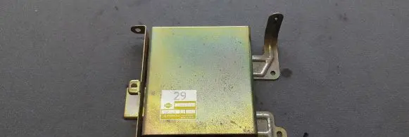 Nissan Primera Engine control unit/module 2260461J02 EDCN80