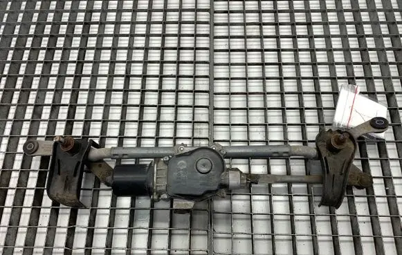 Front wiper linkage and motor