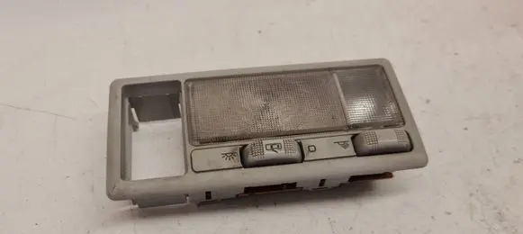 Volkswagen PASSAT B4 Front seat light 39837002 1H0947111