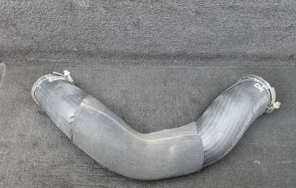 Audi Q7 4M Intercooler hose/pipe 4M0145737M