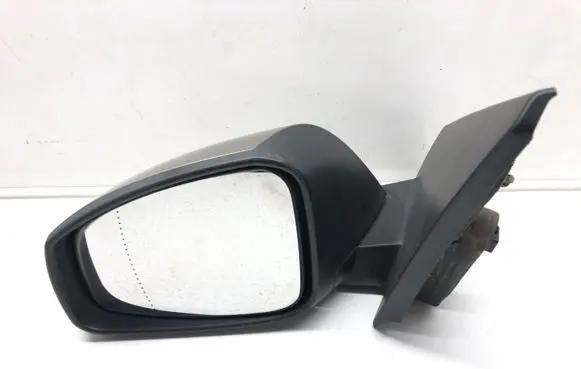 Front door electric wing mirror