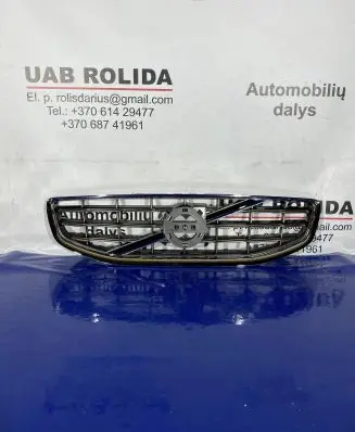 Volvo S60 Front bumper upper radiator grill