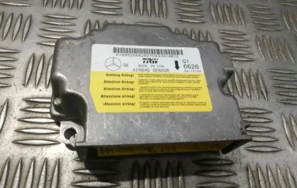 Mercedes-Benz A W169 Airbag control unit/module A1698206626 6626