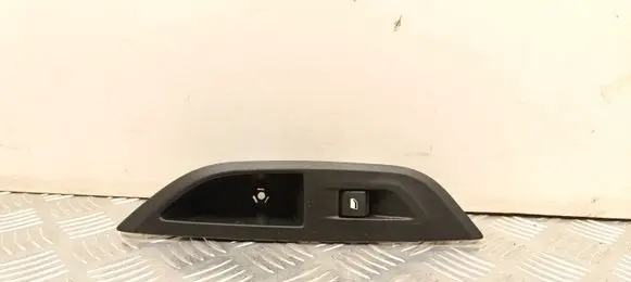 Peugeot 208 II Electric window control switch 98044803ZD