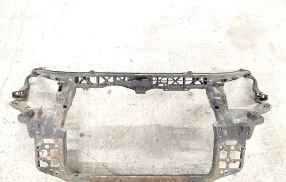 Hyundai Santa Fe Radiator support slam panel