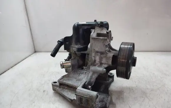Mazda CX-5 Water pump SH0115100