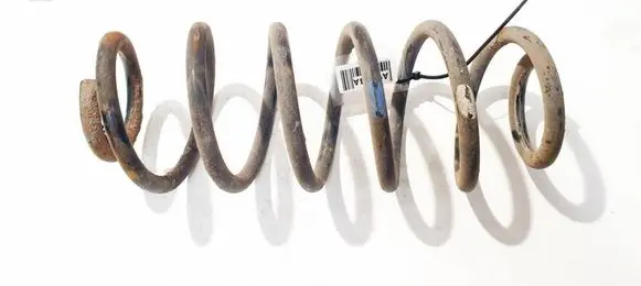 Toyota Auris 150 Rear coil spring