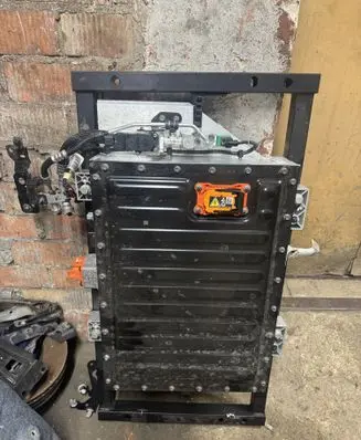 Renault Austral Hybrid / electric car battery 295109206R