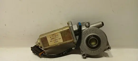 Nissan Patrol Y60 Front door window regulator motor 8073006J01