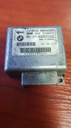 BMW 5 E34 Airbag control unit/module 8367035