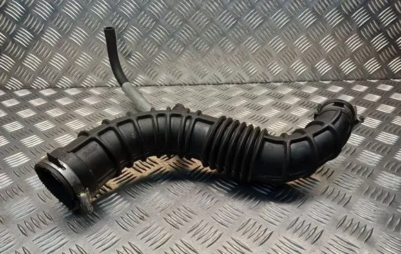 Renault Scenic II - Grand scenic II Turbo air intake inlet pipe/hose 8200500384
