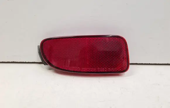 Toyota Previa (XR30, XR40) II Rear tail light reflector E43020004