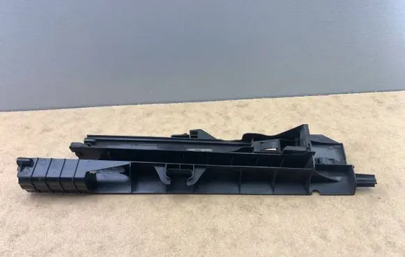 BMW X5 F15 Radiator trim 8572189 17118572189 17117799762