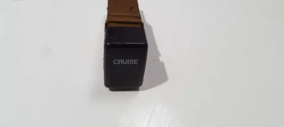 Subaru Legacy Cruise control switch 