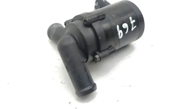 Porsche Cayenne (9PA) Electric auxiliary coolant/water pump 7L0965561D 70207418 031802T352