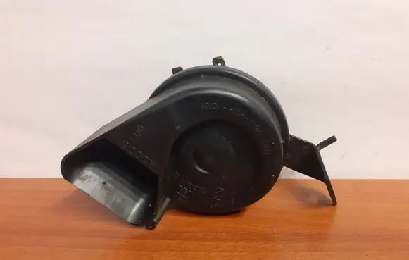 Mercedes-Benz R W251 Horn signal 3881165 10611