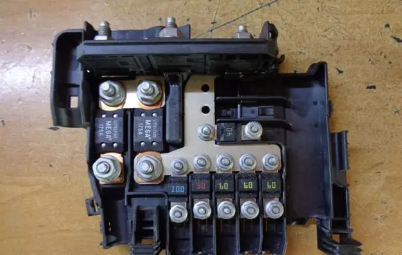 Volvo V60 Fuse module 30659092