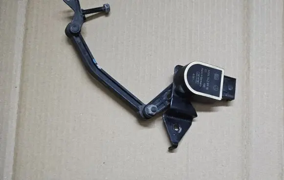 Mercedes-Benz GL X166 Air suspension front height level sensor A1663200132 A0045429918 A1663230740