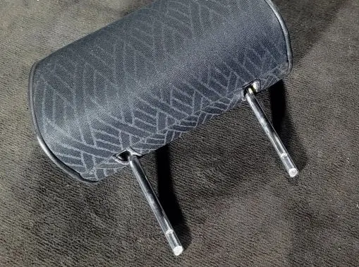 BMW 5 E39 Rear seat headrest 