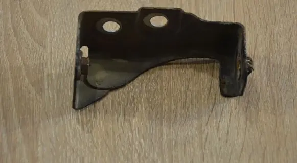Chevrolet Cruze Headlight/headlamp mounting bracket 