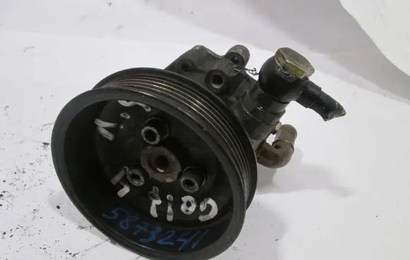 Volkswagen Golf IV Power steering pump 030145269A 1J0422154