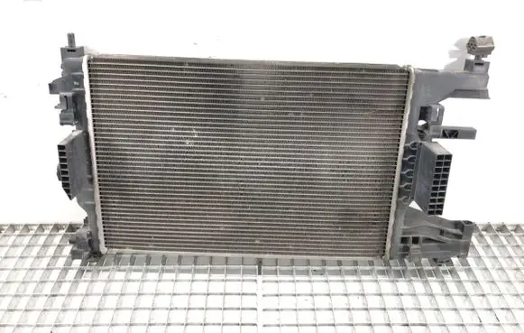 Opel Astra J Coolant radiator 13281773