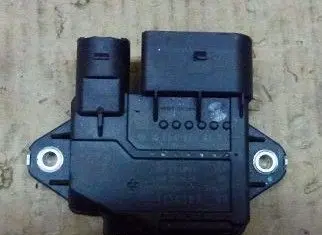 Glow plug pre-heat relay