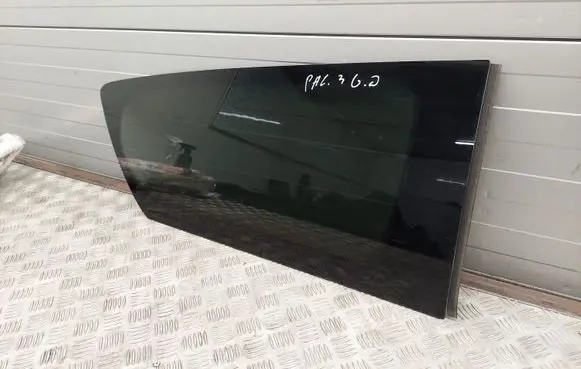 Chrysler Pacifica Rear side window P68238494AC 43R000184