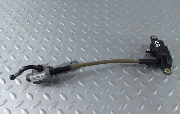 Mercedes-Benz R W251 Vent window/glass motor A2516700404 A2518201842 A2518200342