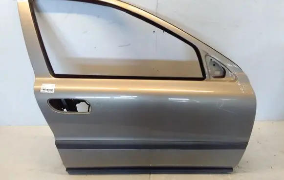 Volvo S60 Front door