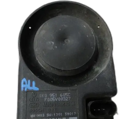 Volkswagen PASSAT B6 Horn signal 1K0951605C