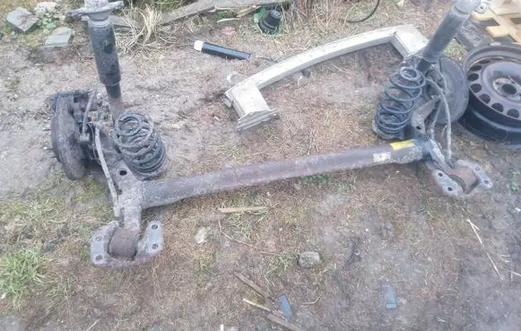 Chevrolet Orlando Rear axle beam with reductor 