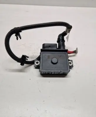 BMW 5 F10 F11 Glow plug pre-heat relay 780015605 756072002a