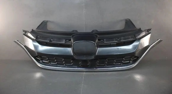 Honda CR-V Front grill 71120T1VE010M1