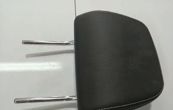 Opel Zafira B Front seat headrest 