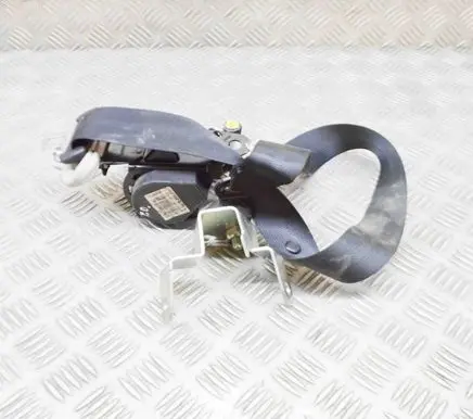 Nissan Leaf I (ZE0) Front seatbelt 624239301B