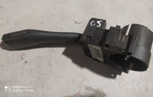 Audi A6 S6 C5 4B Indicator stalk 8L0953513G