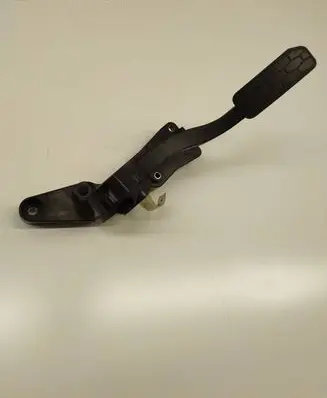 Jaguar XE Accelerator throttle pedal GX739F836CA H1521011925