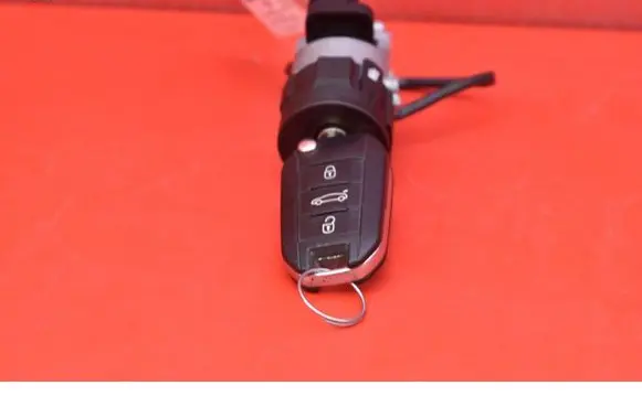 Peugeot 508 RXH Ignition lock N0503823