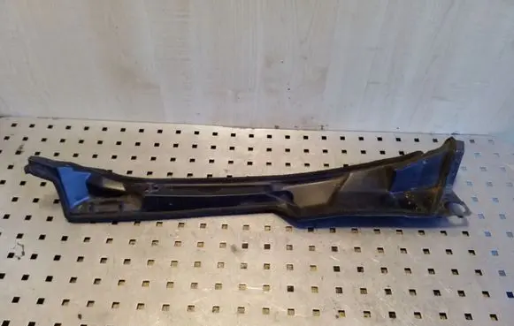 Toyota Corolla E120 E130 Fender end trim 5382712050H